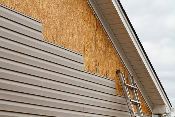 Professional Siding Repair technician working in Brookfield, NJ